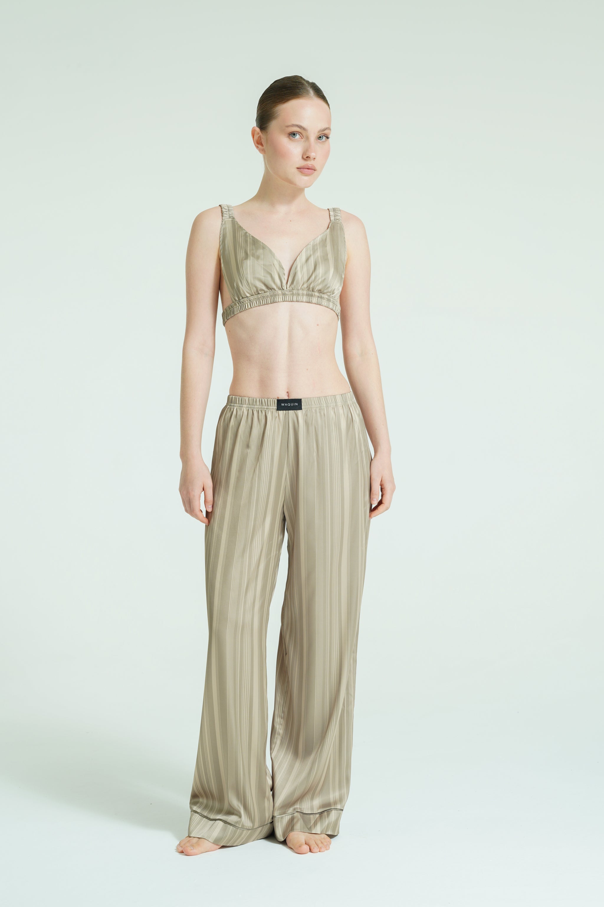 Veloura Sand – 4 Parça Saten Pijama Seti