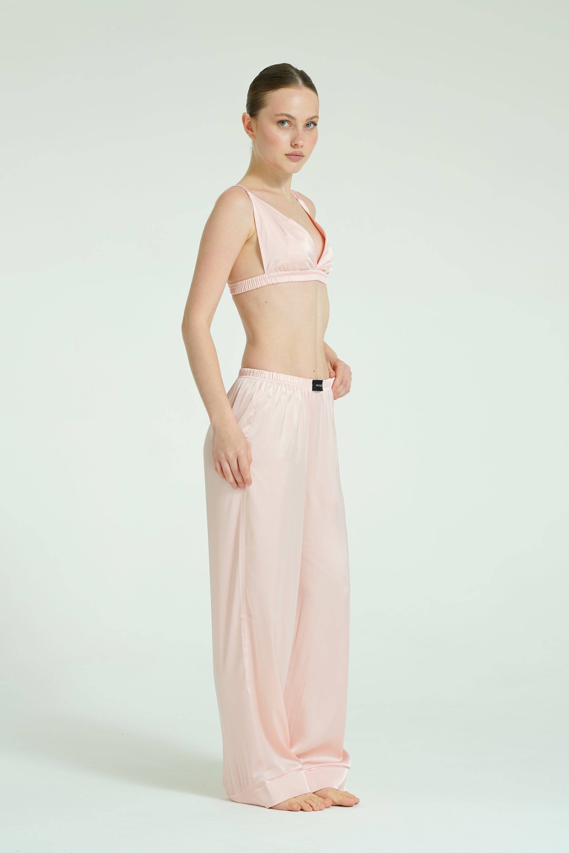 Blush Dream – 4 Parça Saten Pijama Seti