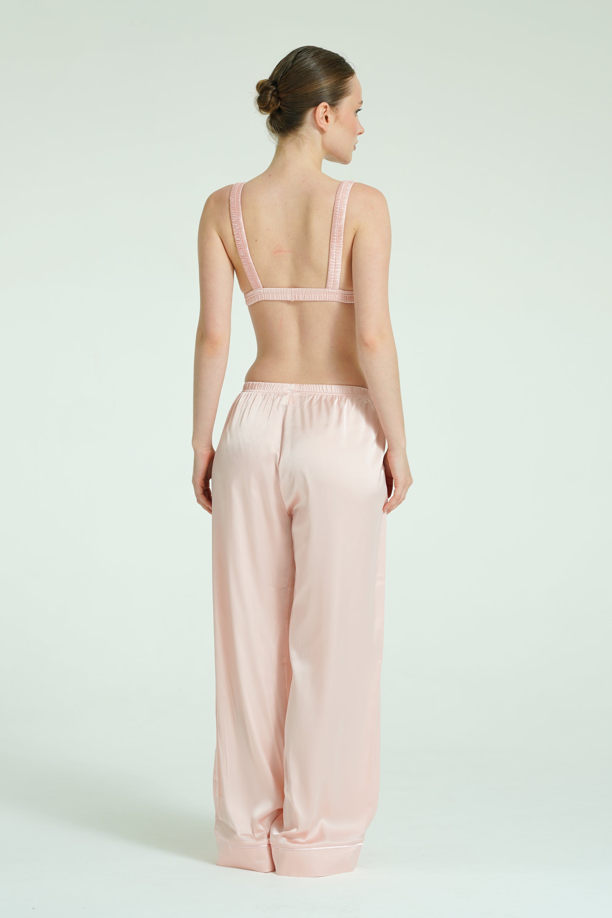 Blush Dream – 4 Parça Saten Pijama Seti