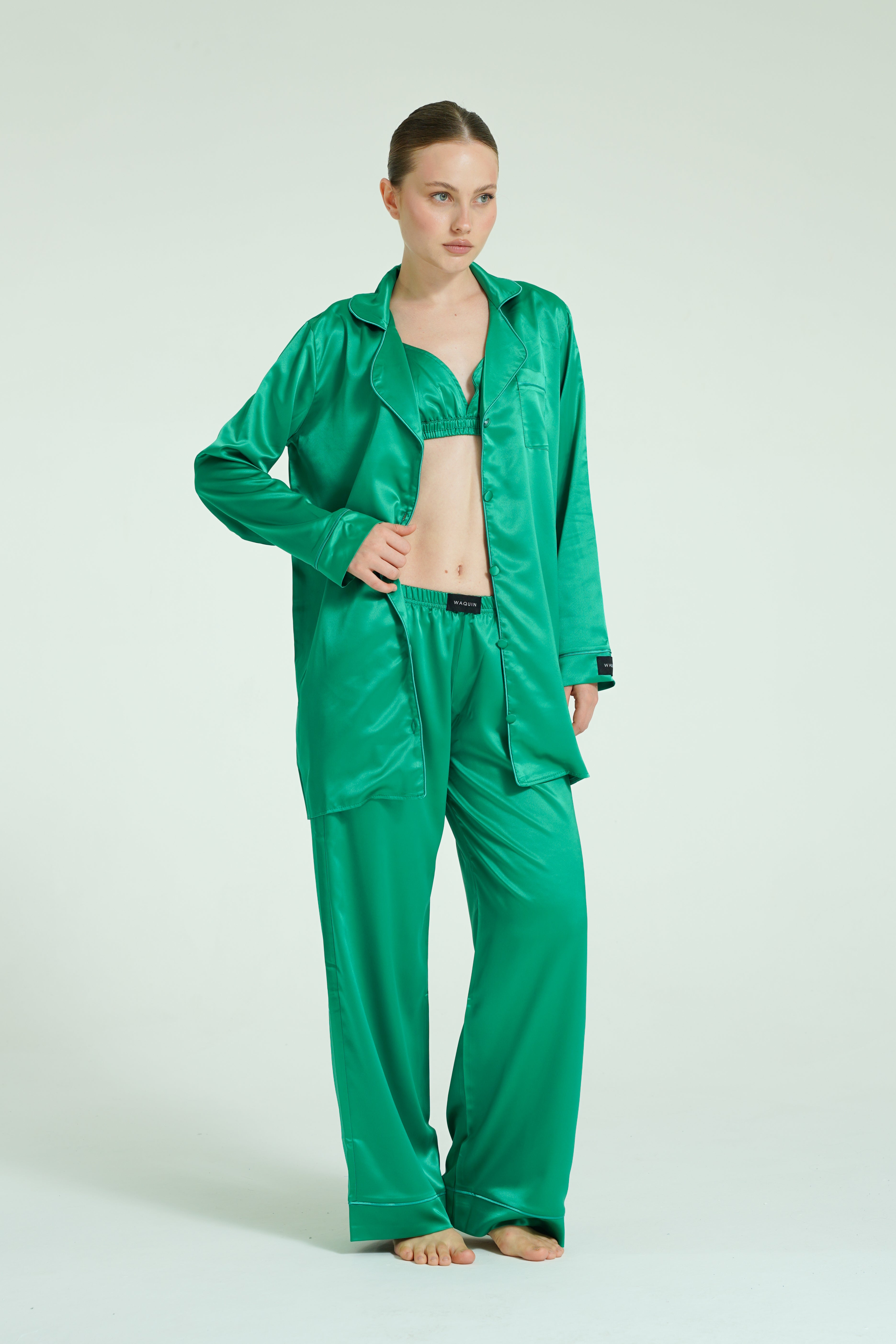 Emerald Aura – 4 Parça Saten Pijama Seti