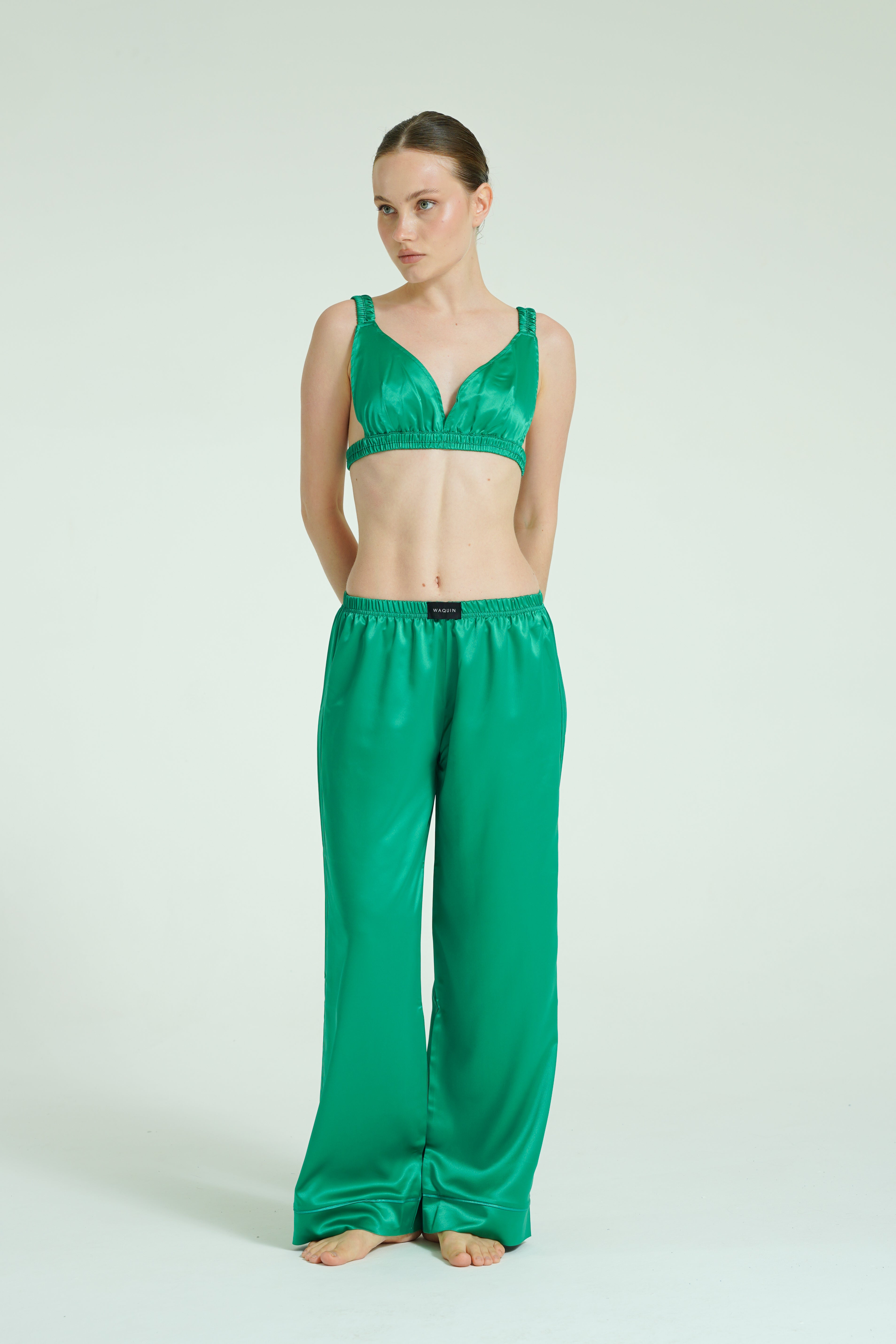 Emerald Aura – 4 Parça Saten Pijama Seti