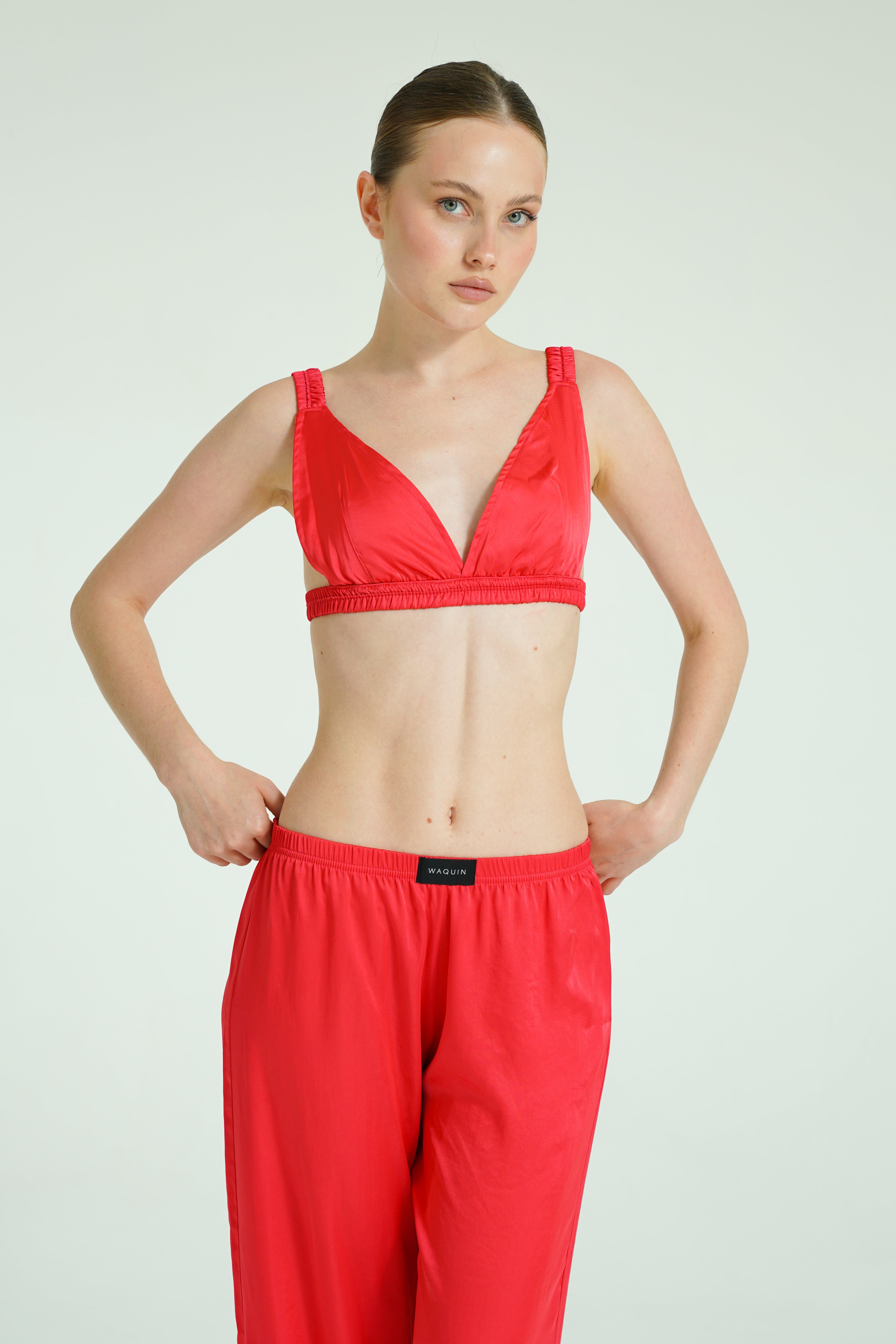 Ruby Trio – 4 Parça Saten Pijama Seti