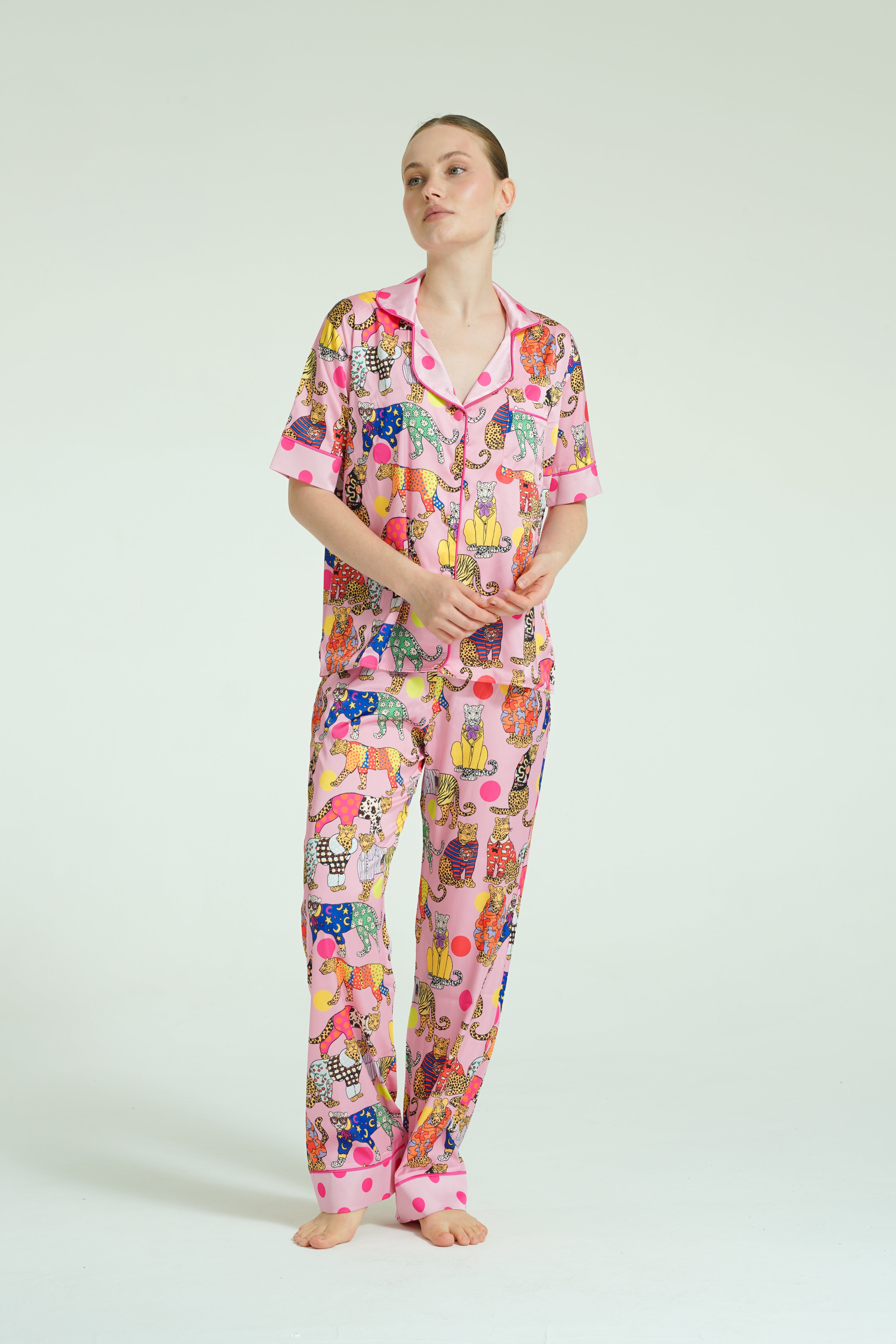 Velvet Jungle Muse – 3 Parça Saten Pijama Takımı