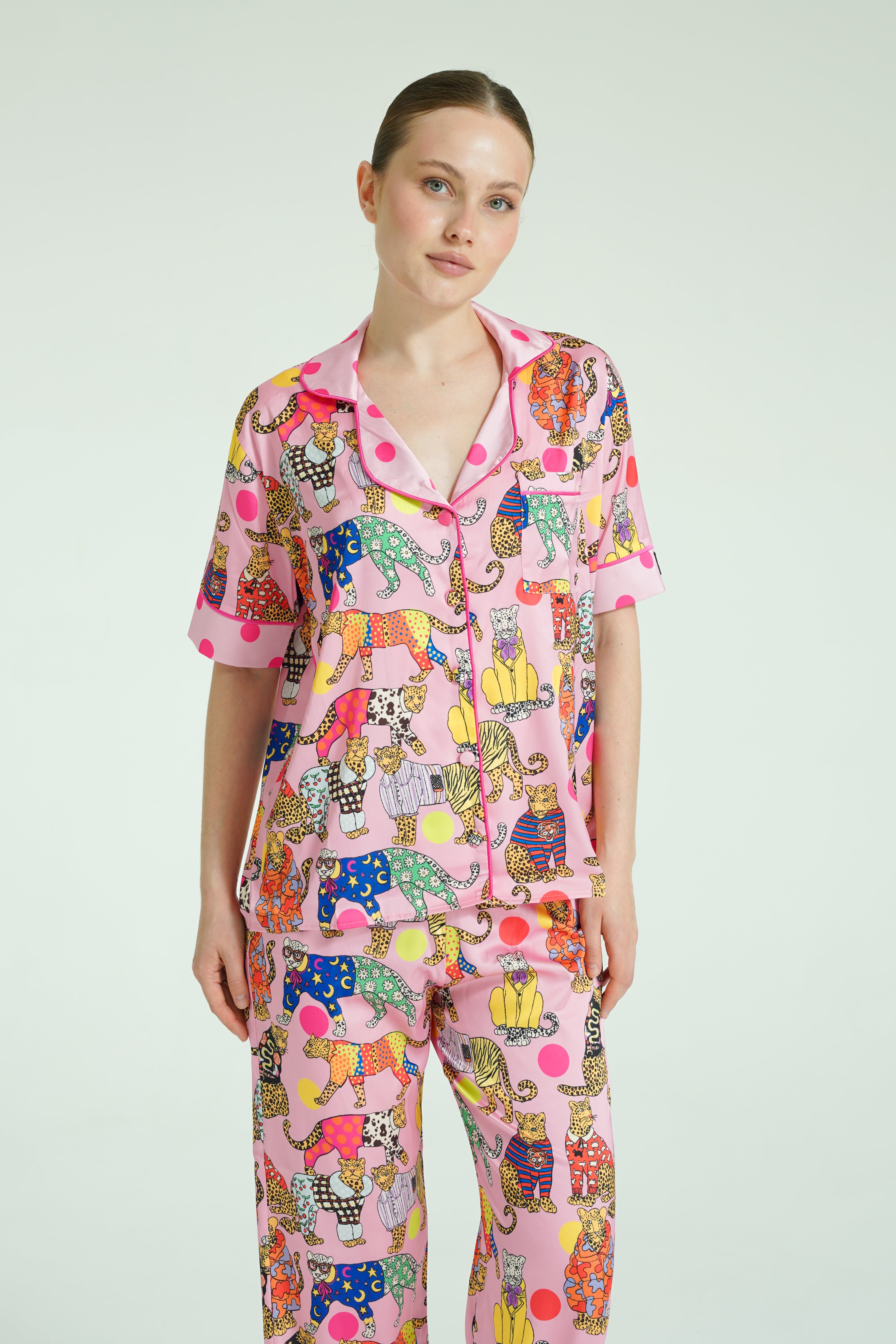 Velvet Jungle Muse – 3 Parça Saten Pijama Takımı