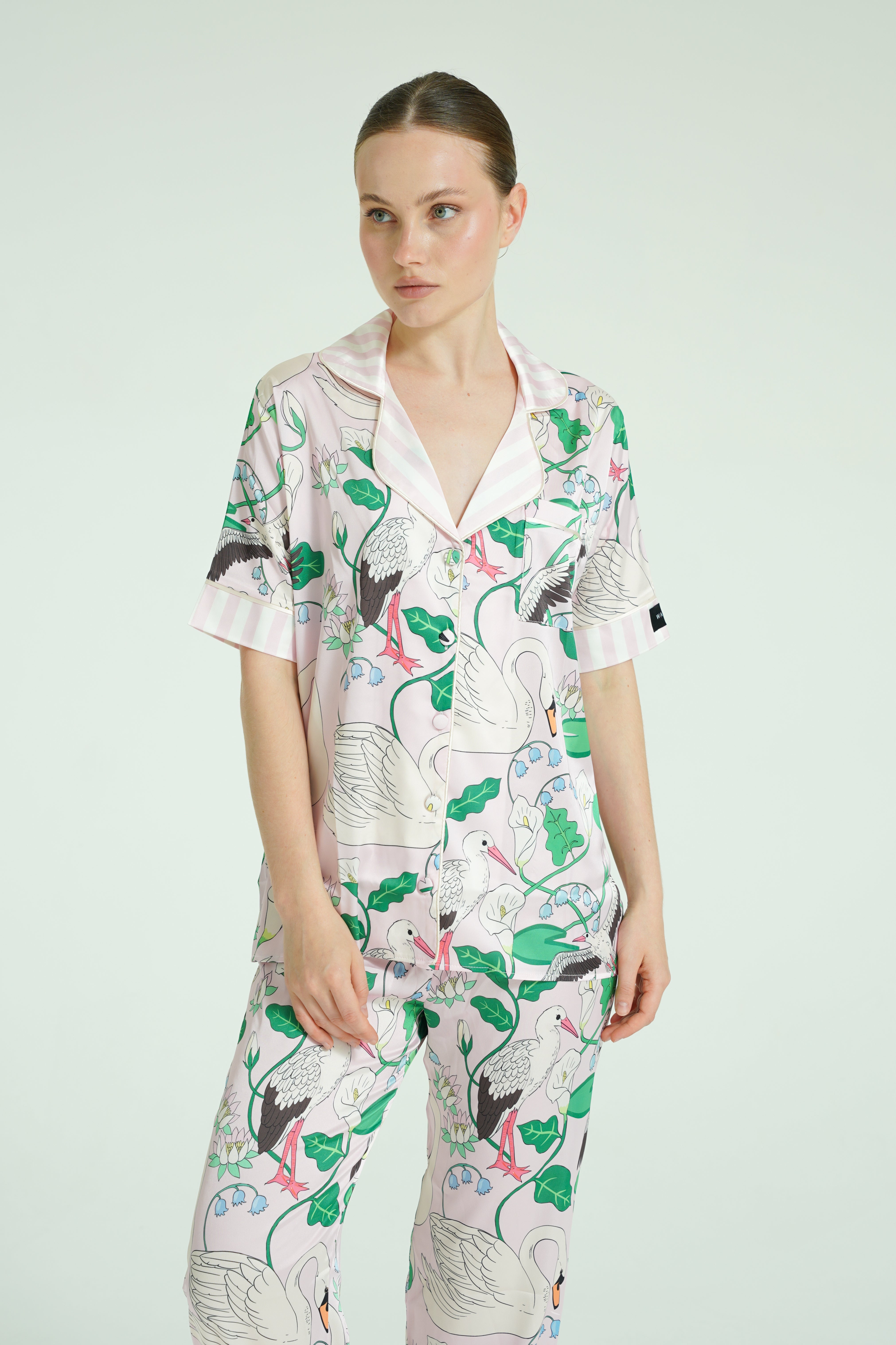Lily Swan Reverie – 3 Parça Saten Pijama Takımı