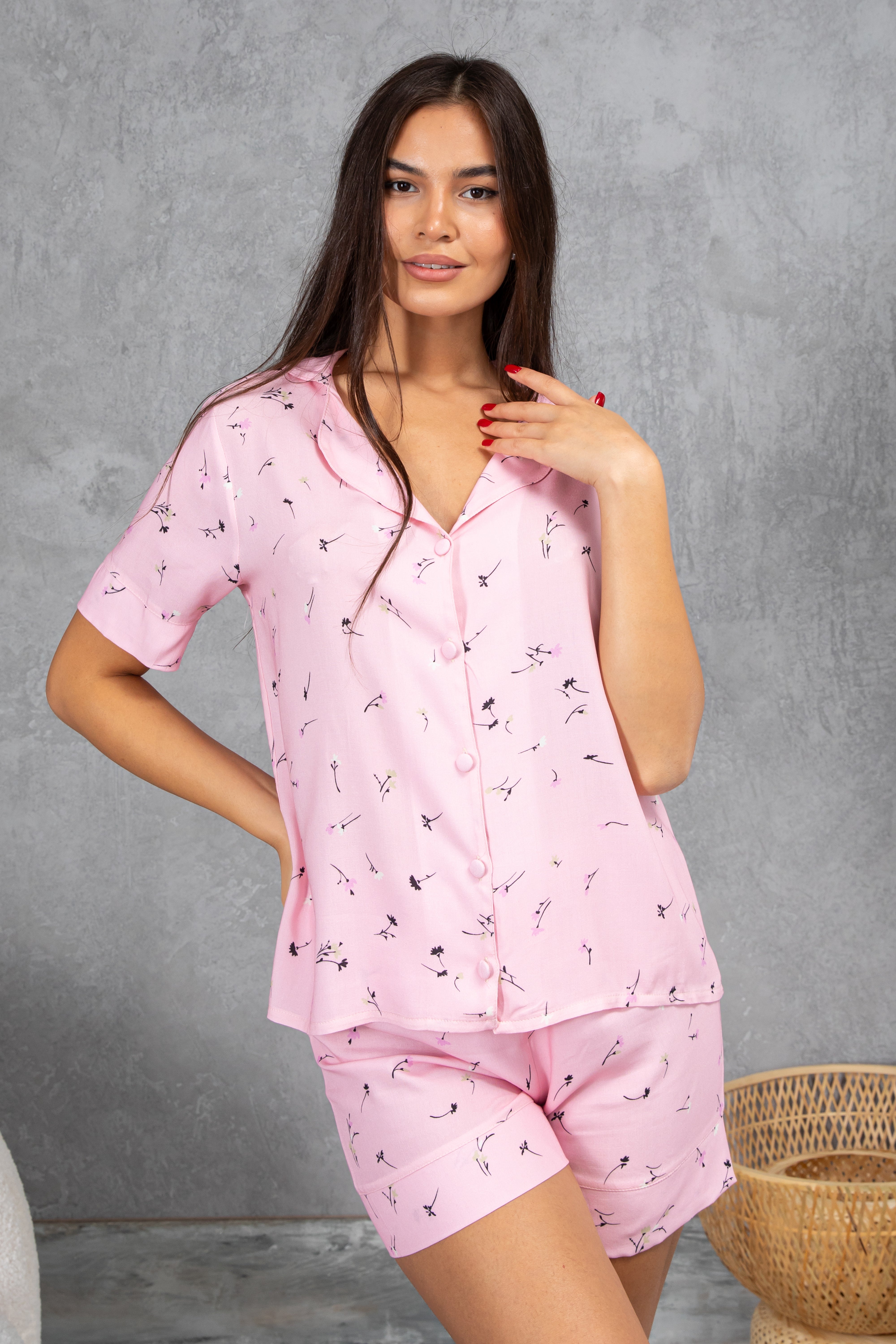 Pembe Çiçek Desenli Pamuklu Kısa Pijama Takımı