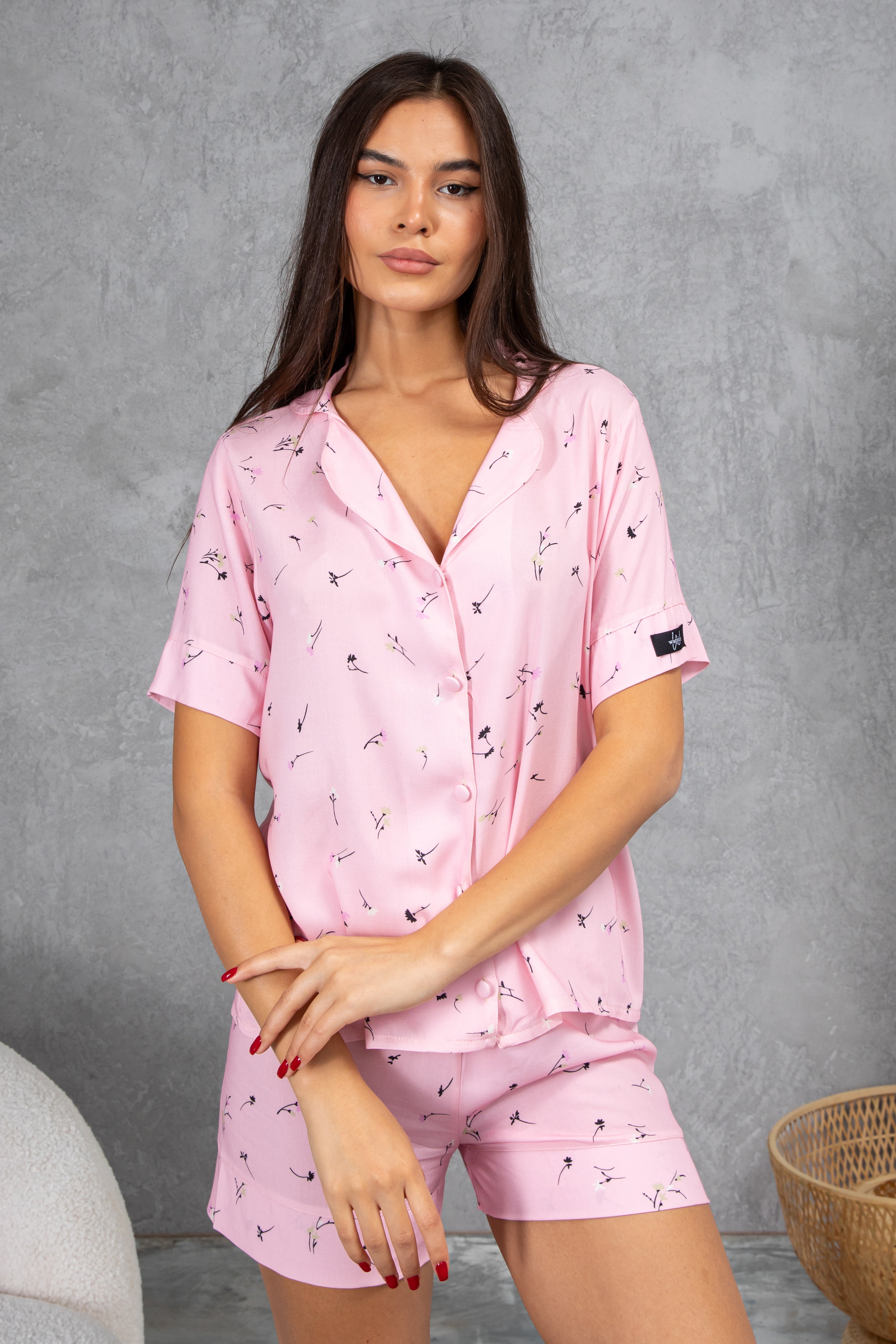 Pembe Çiçek Desenli Pamuklu Kısa Pijama Takımı