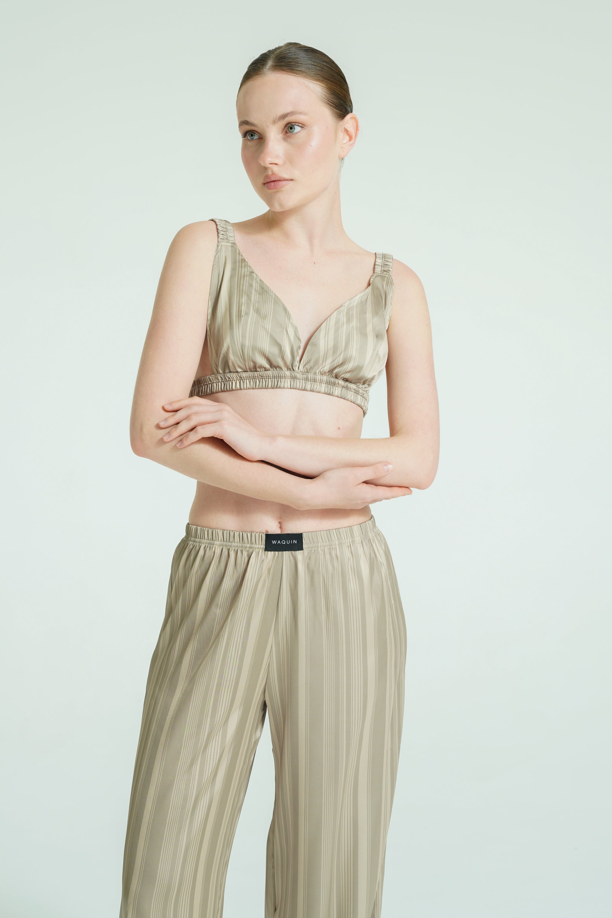 Veloura Sand – 4 Parça Saten Pijama Seti