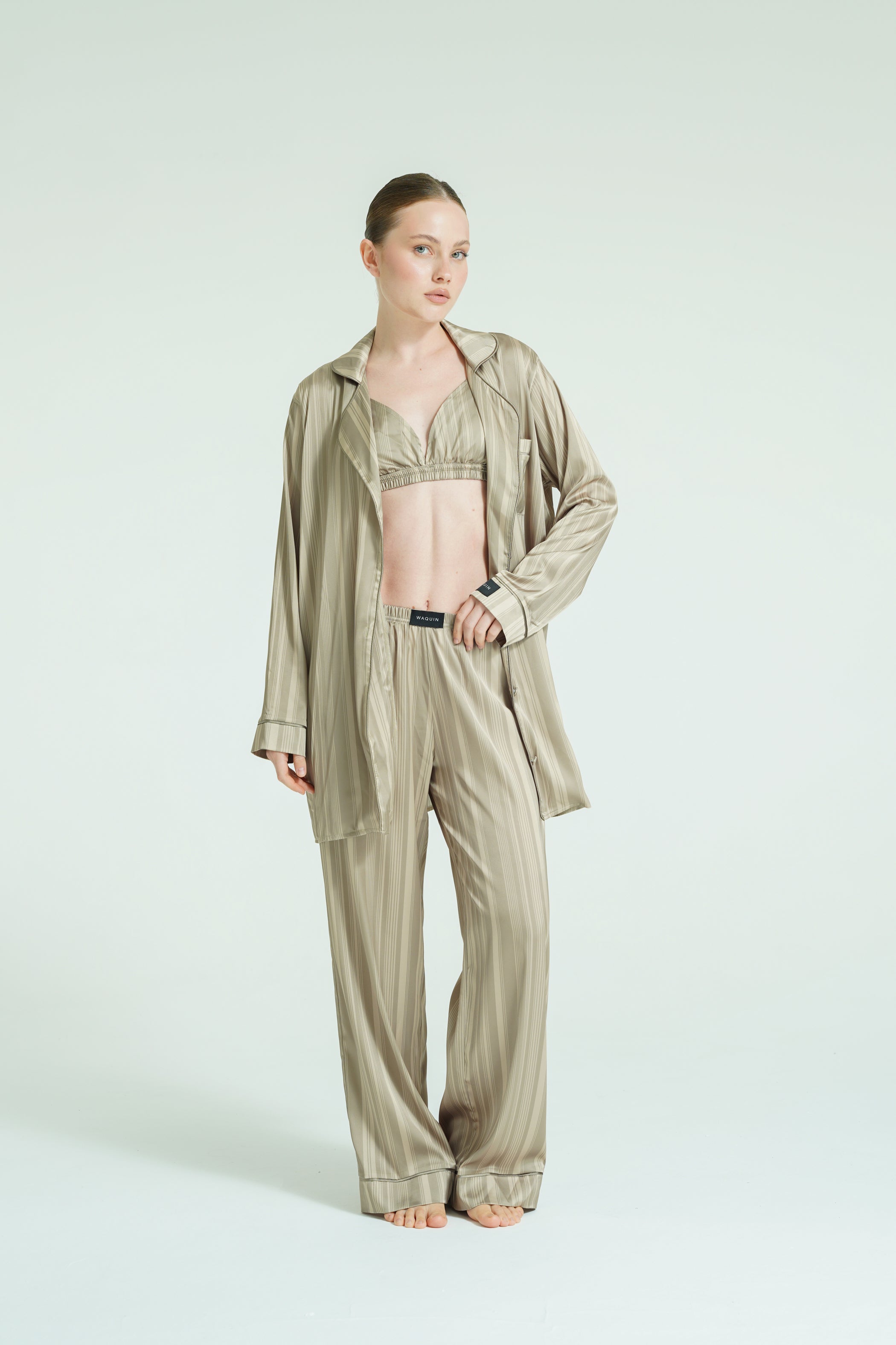 Veloura Sand – 4 Parça Saten Pijama Seti