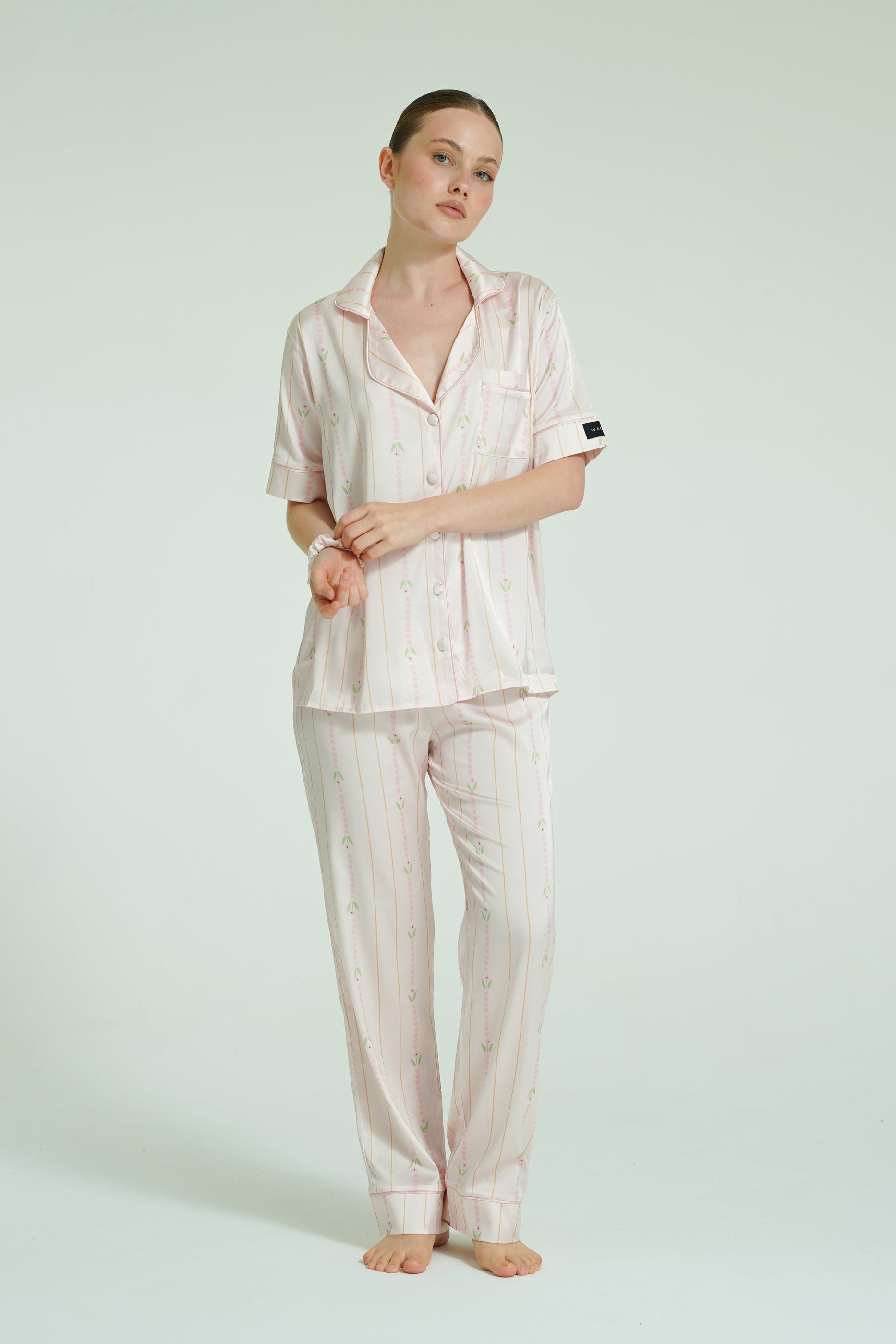 Blush Tulip – 3 Parça Saten Pijama Seti
