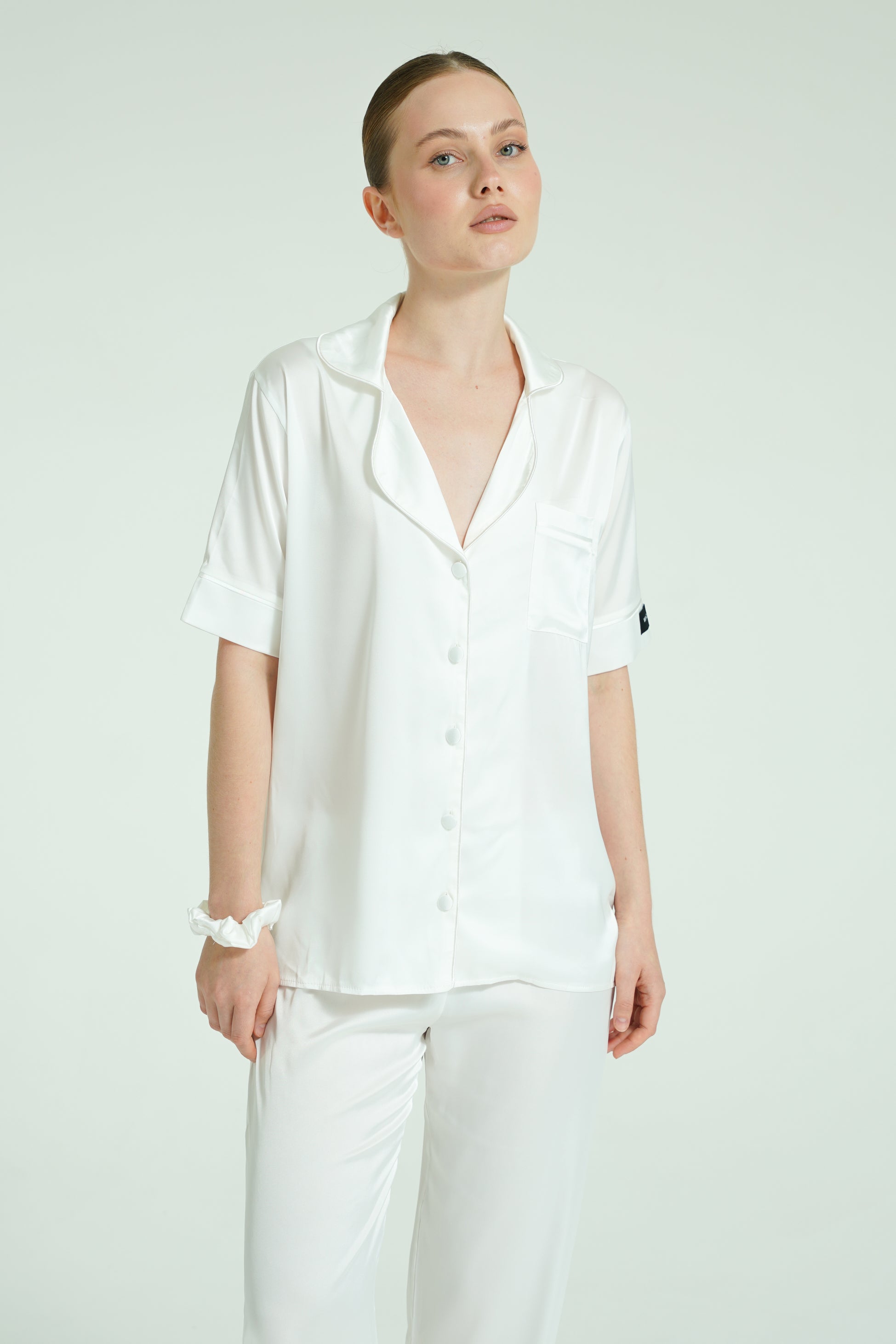 Pure Ivory – 3 Parça Saten Pijama Seti
