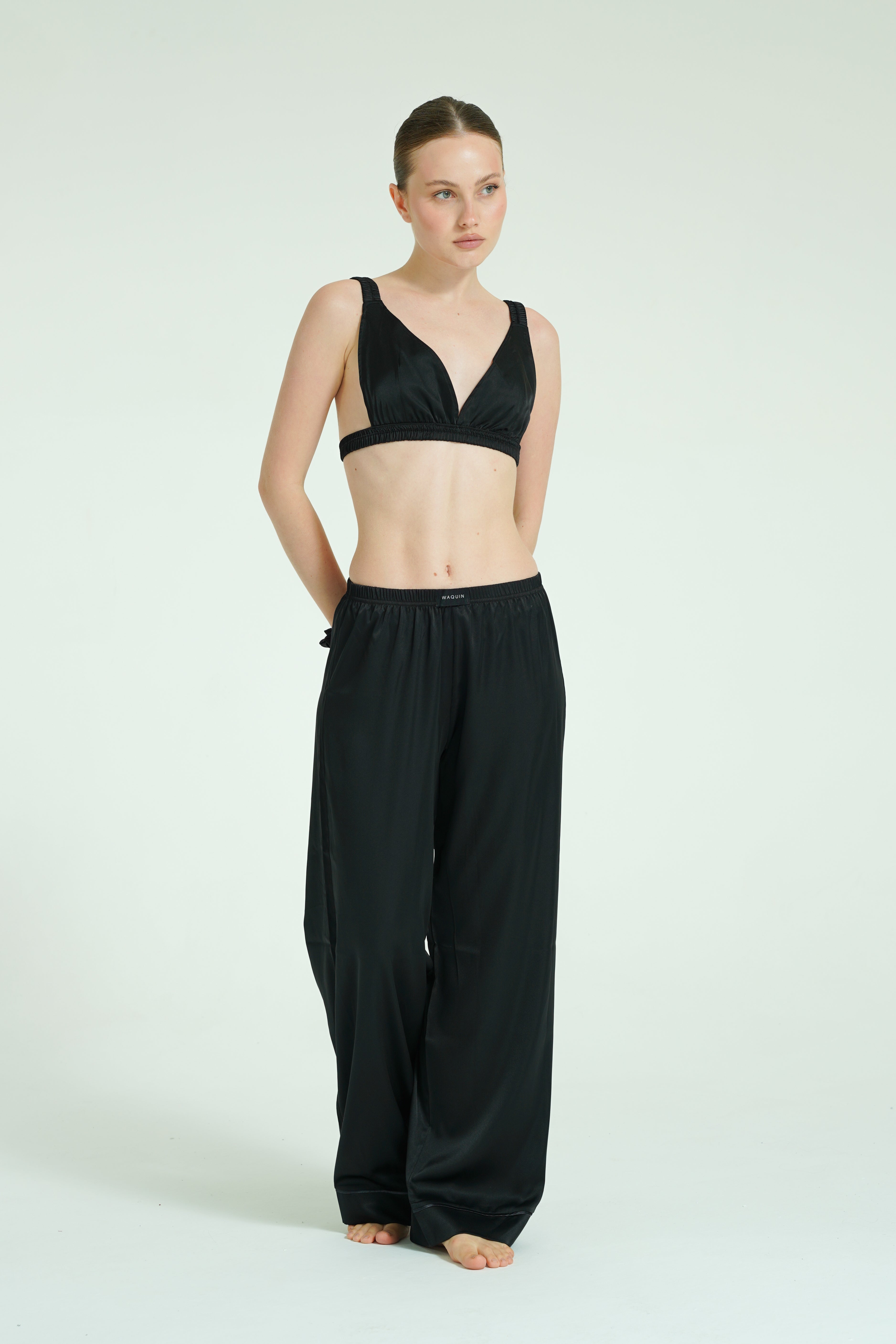 Noir Trio – 4 Parça Saten Pijama Seti