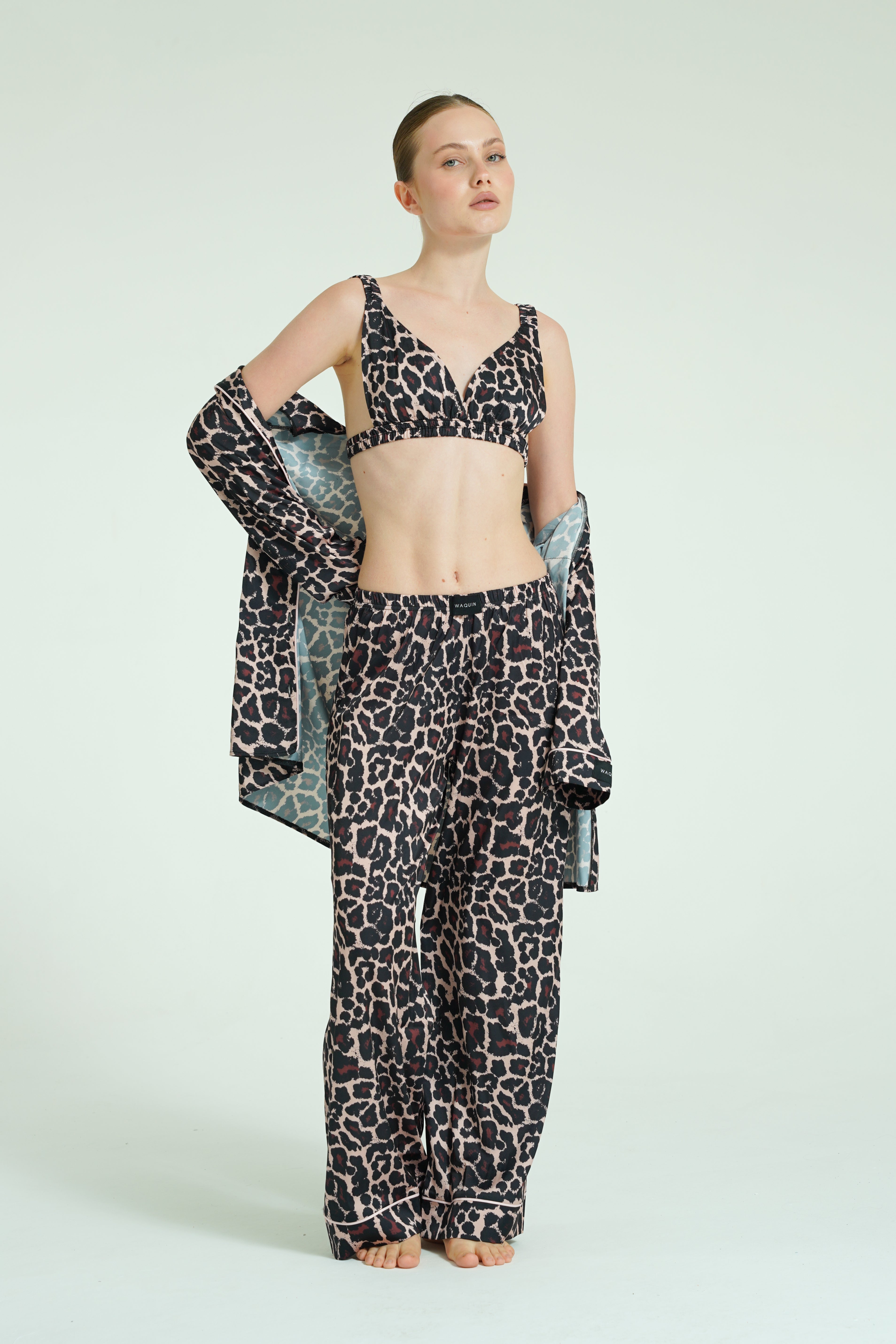 Savanna Trio – 4 Parça Saten Pijama Seti