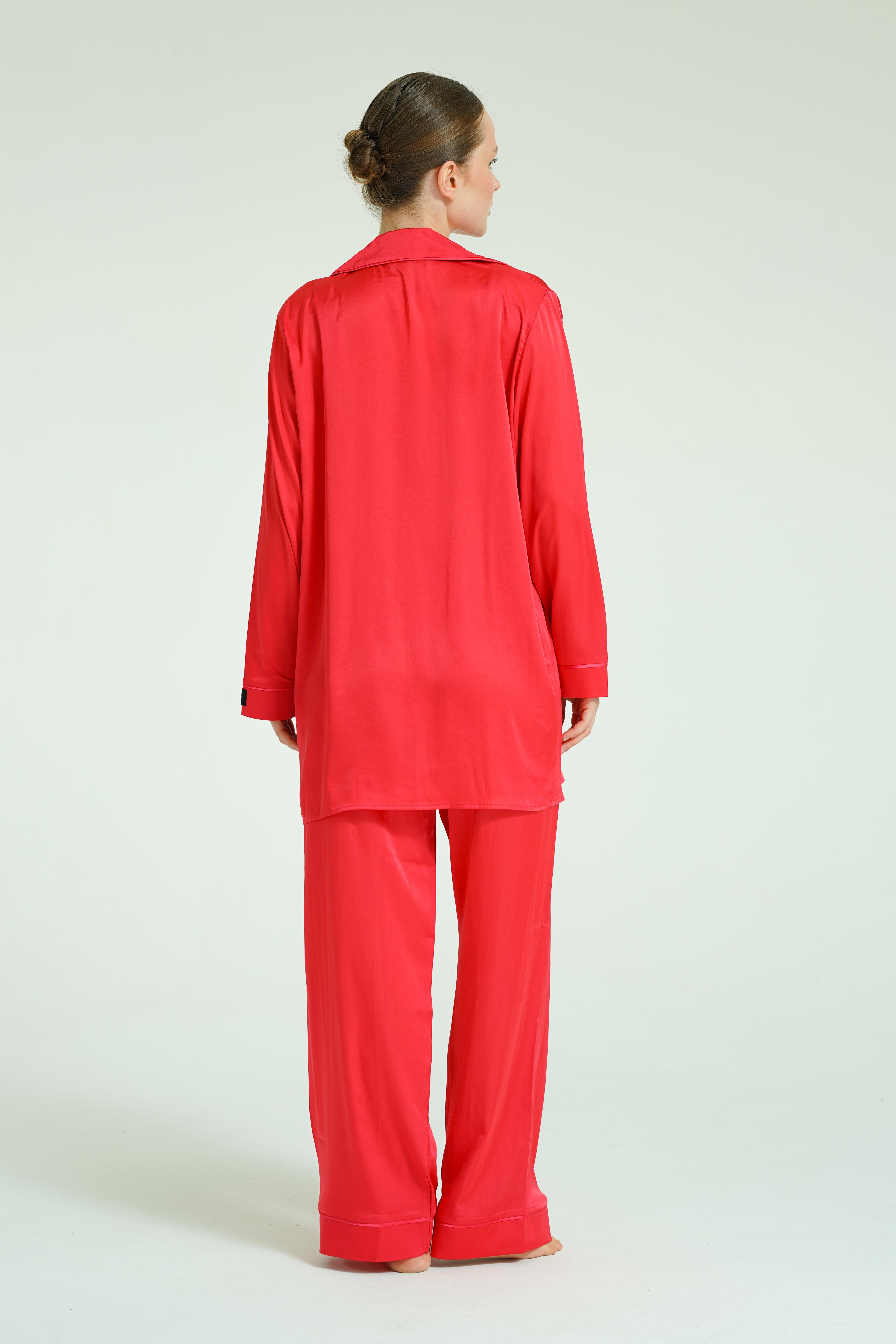 Ruby Trio – 4 Parça Saten Pijama Seti