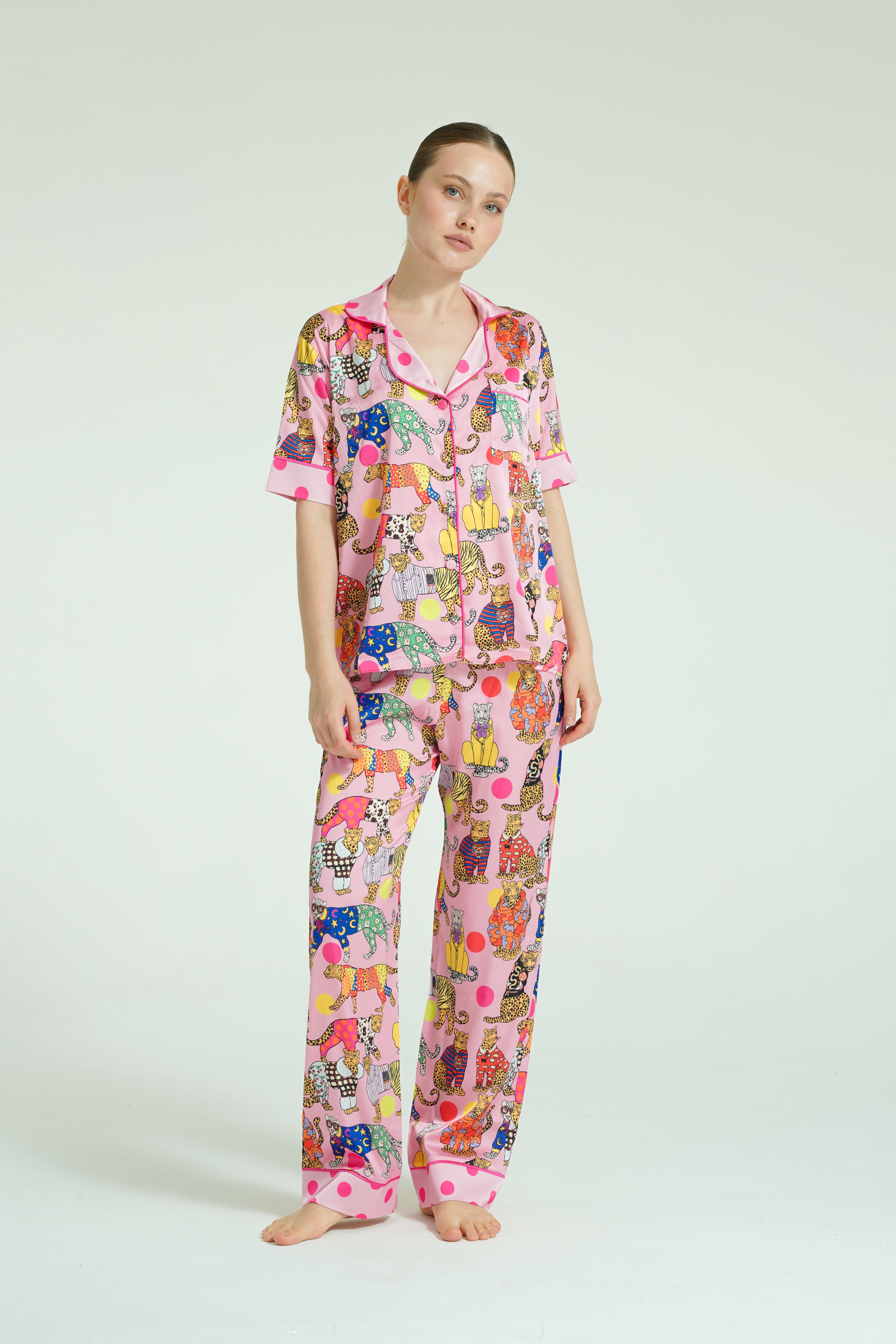 Velvet Jungle Muse – 3 Parça Saten Pijama Takımı