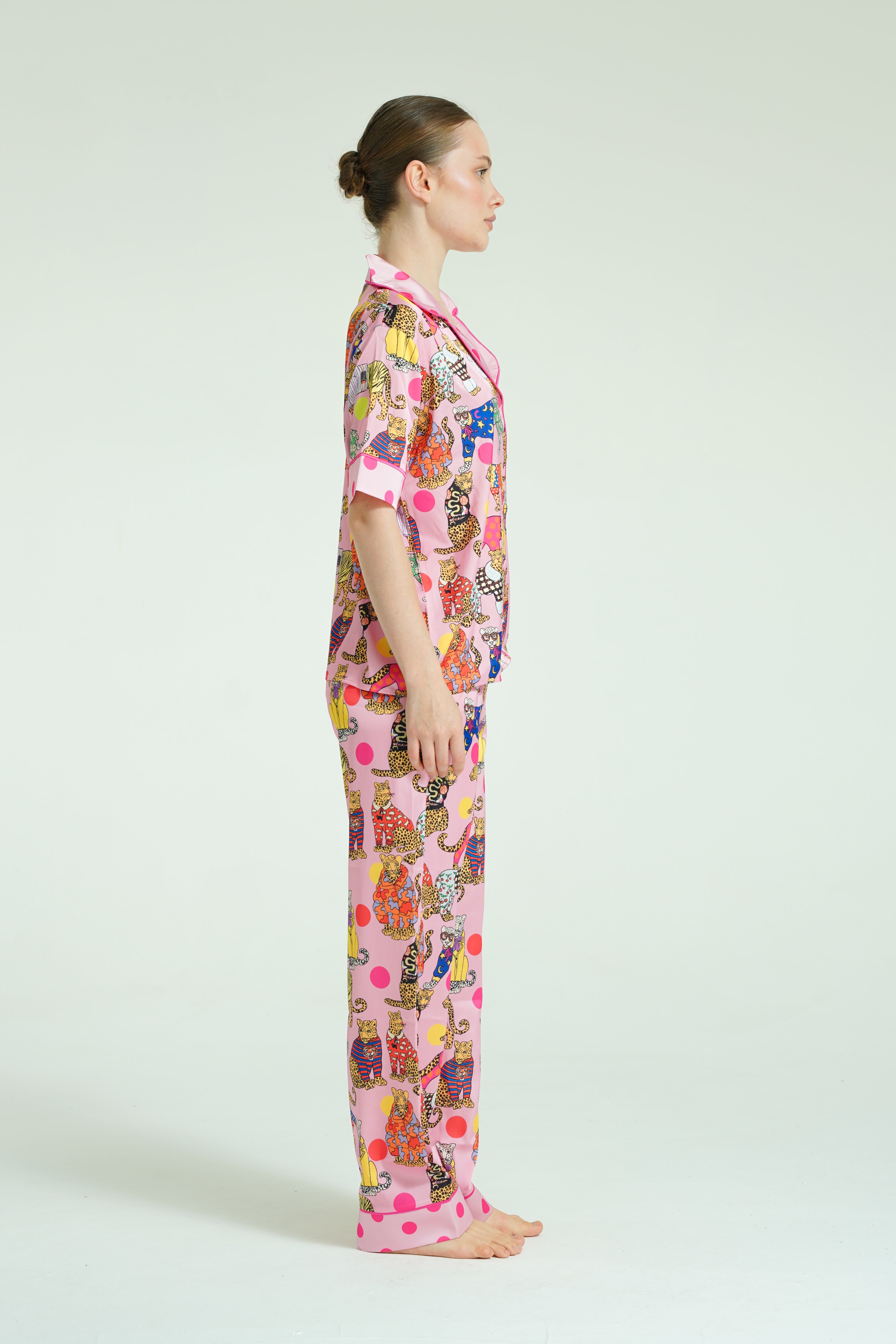 Velvet Jungle Muse – 3 Parça Saten Pijama Takımı