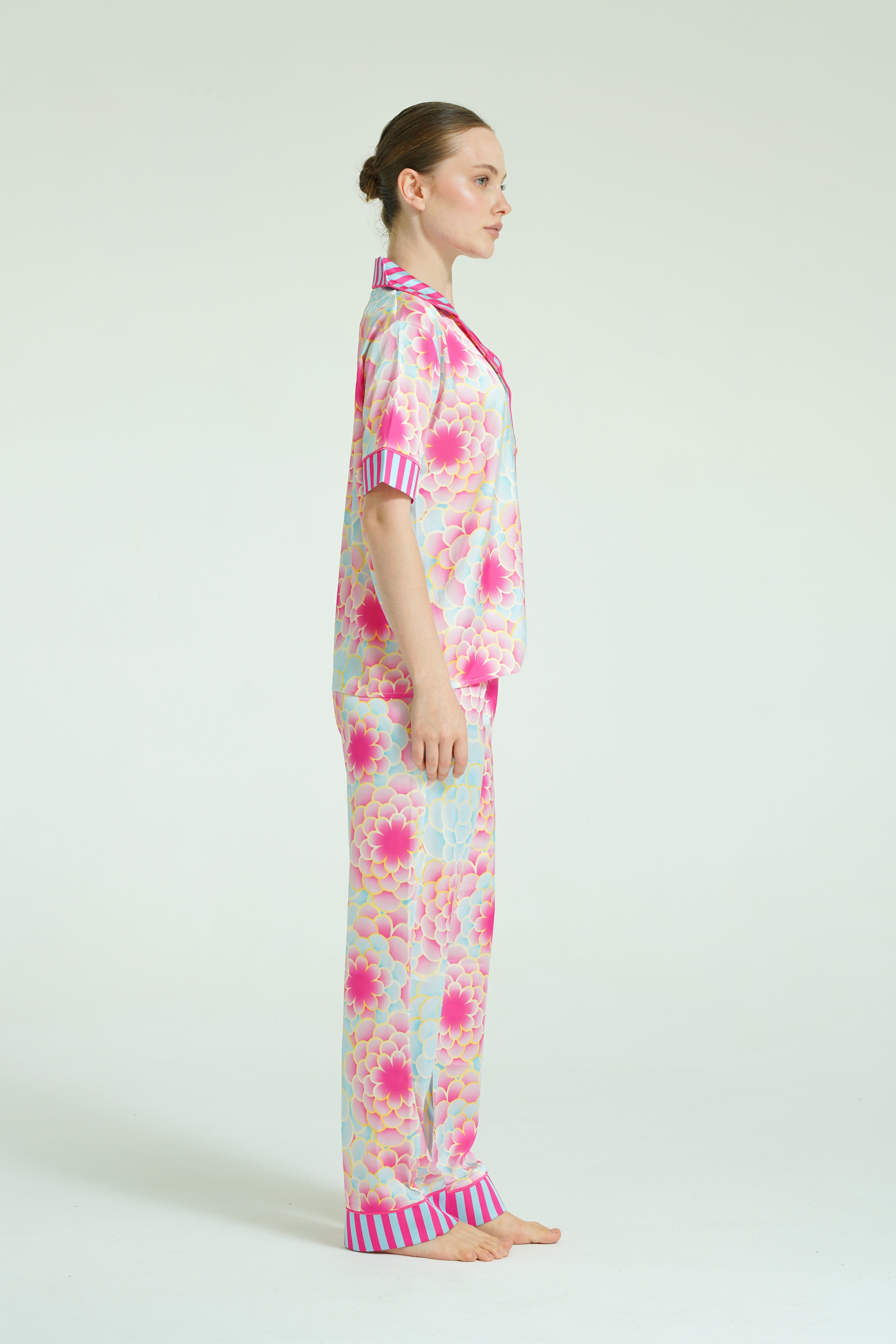 Blush Bloom Muse – 3 Parça Saten Pijama Takımı