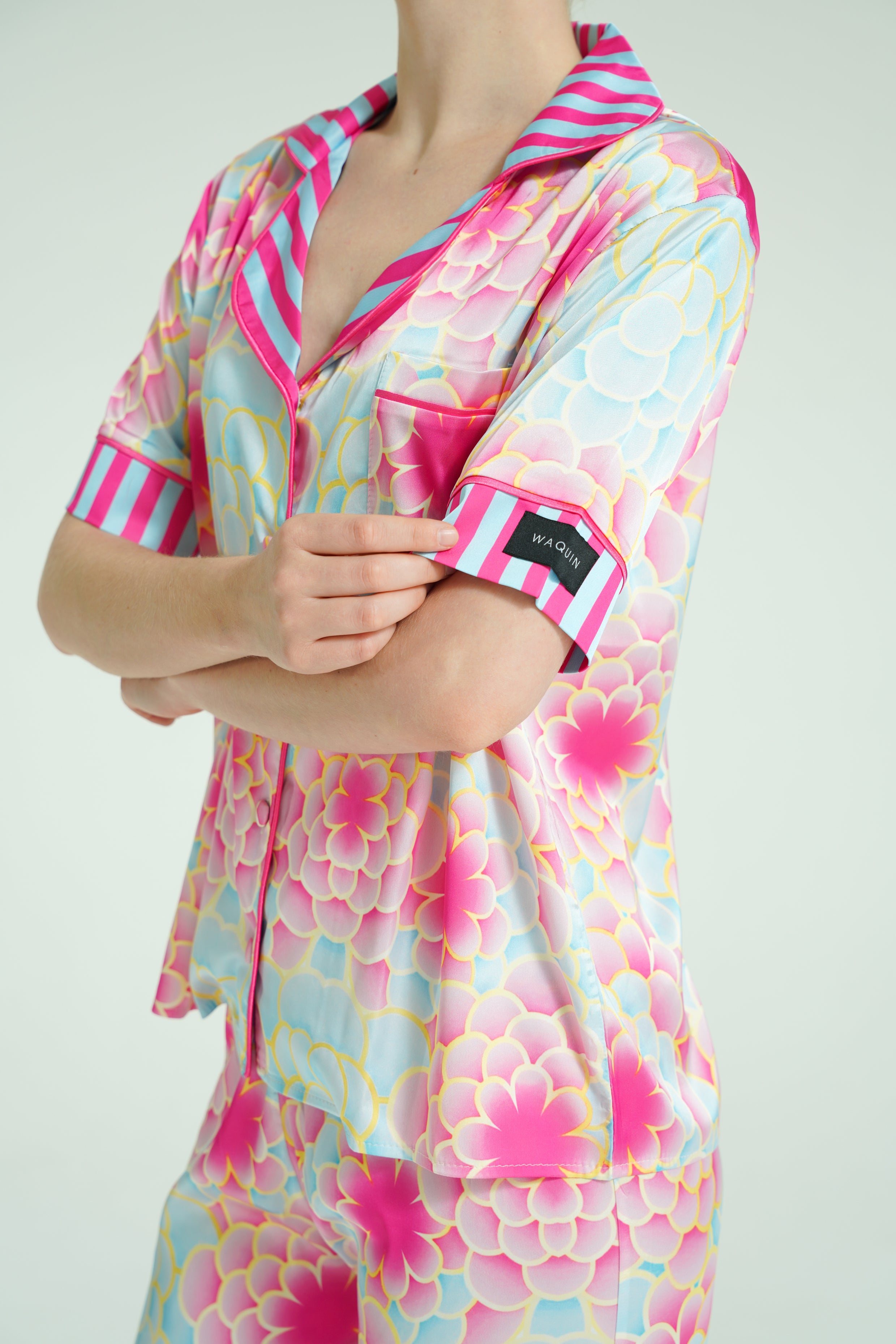 Blush Bloom Muse – 3 Parça Saten Pijama Takımı