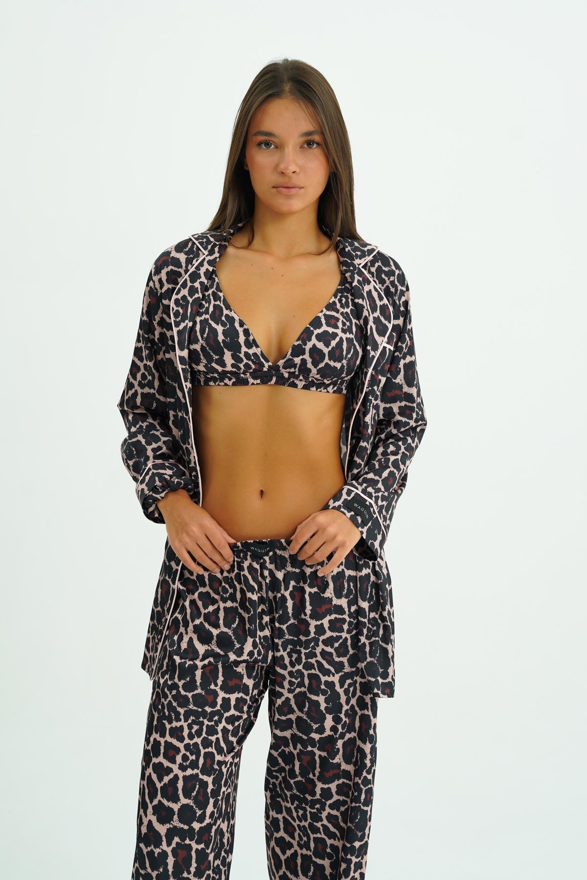 Savanna Trio – 4 Parça Saten Pijama Seti