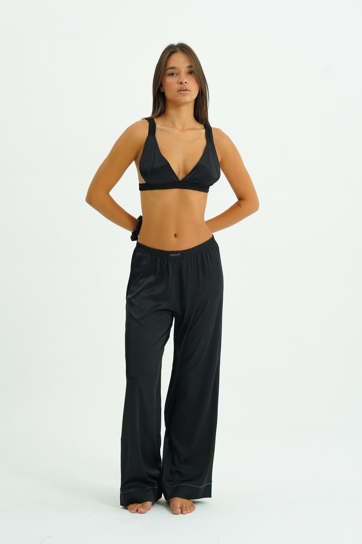 Noir Trio – 4 Parça Saten Pijama Seti
