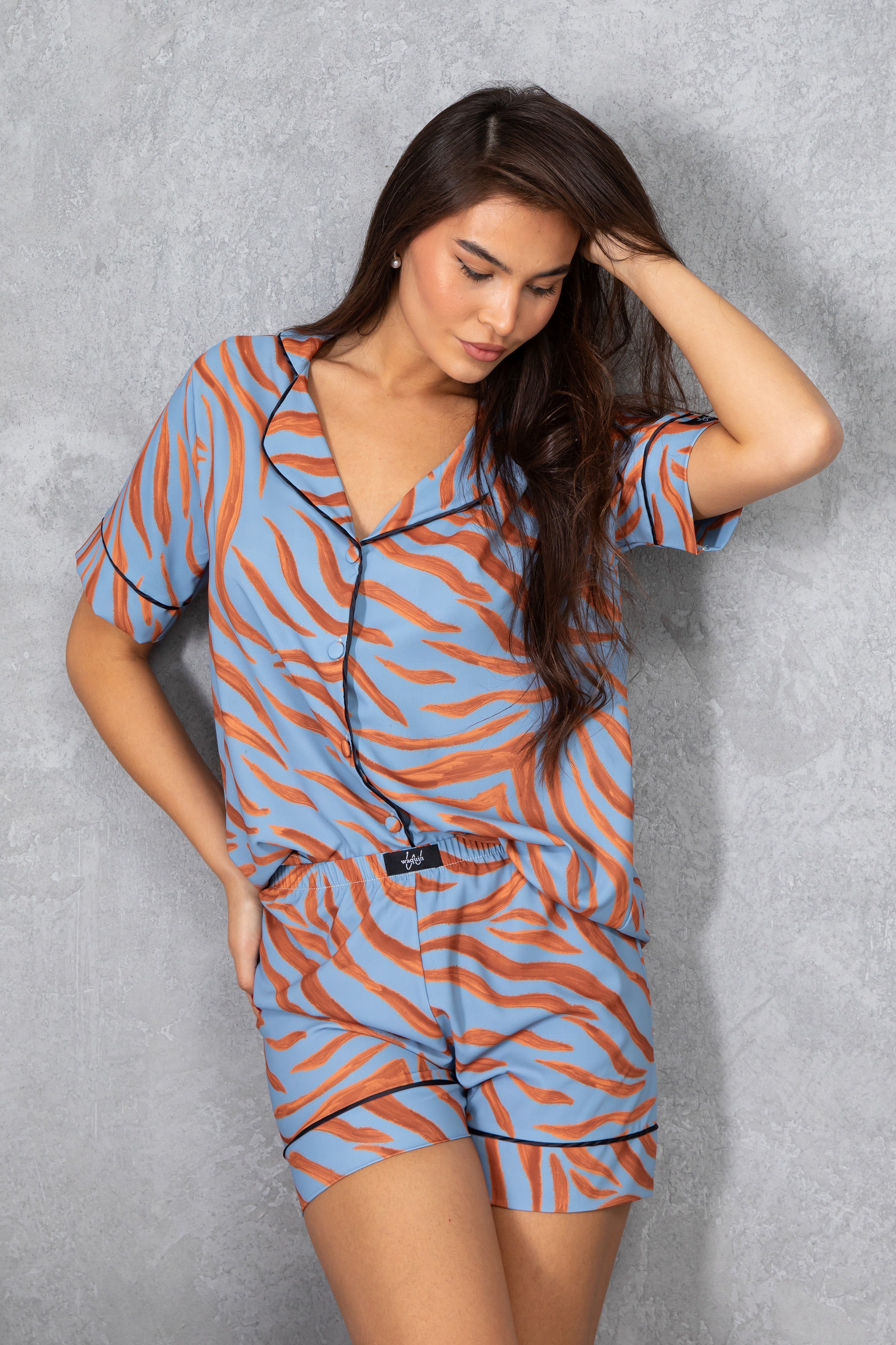 Mavi Kaplan Desenli Viskon Kısa Pijama Takımı