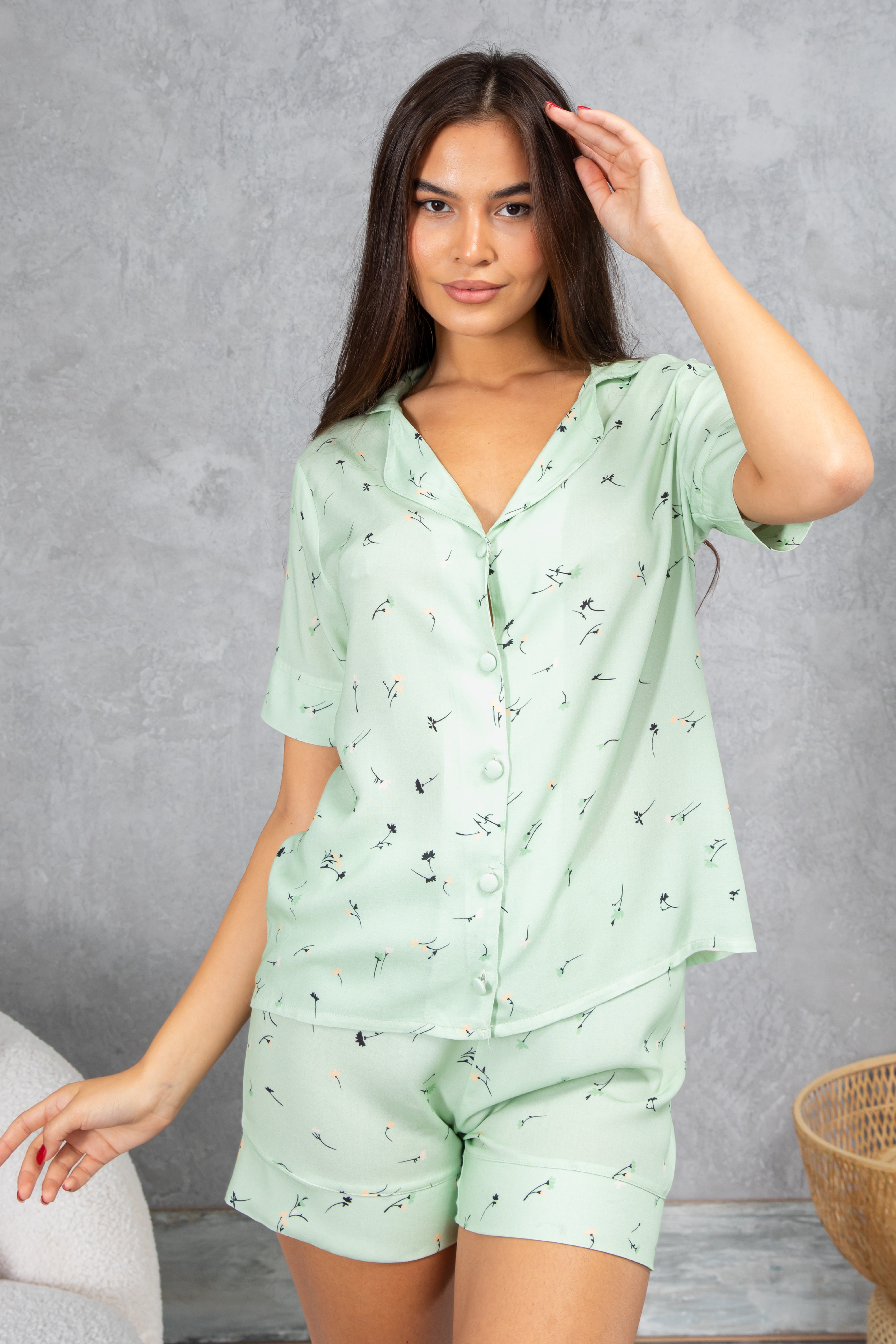Mint Yeşili Çiçek Desenli Pamuklu Kısa Pijama Takımı