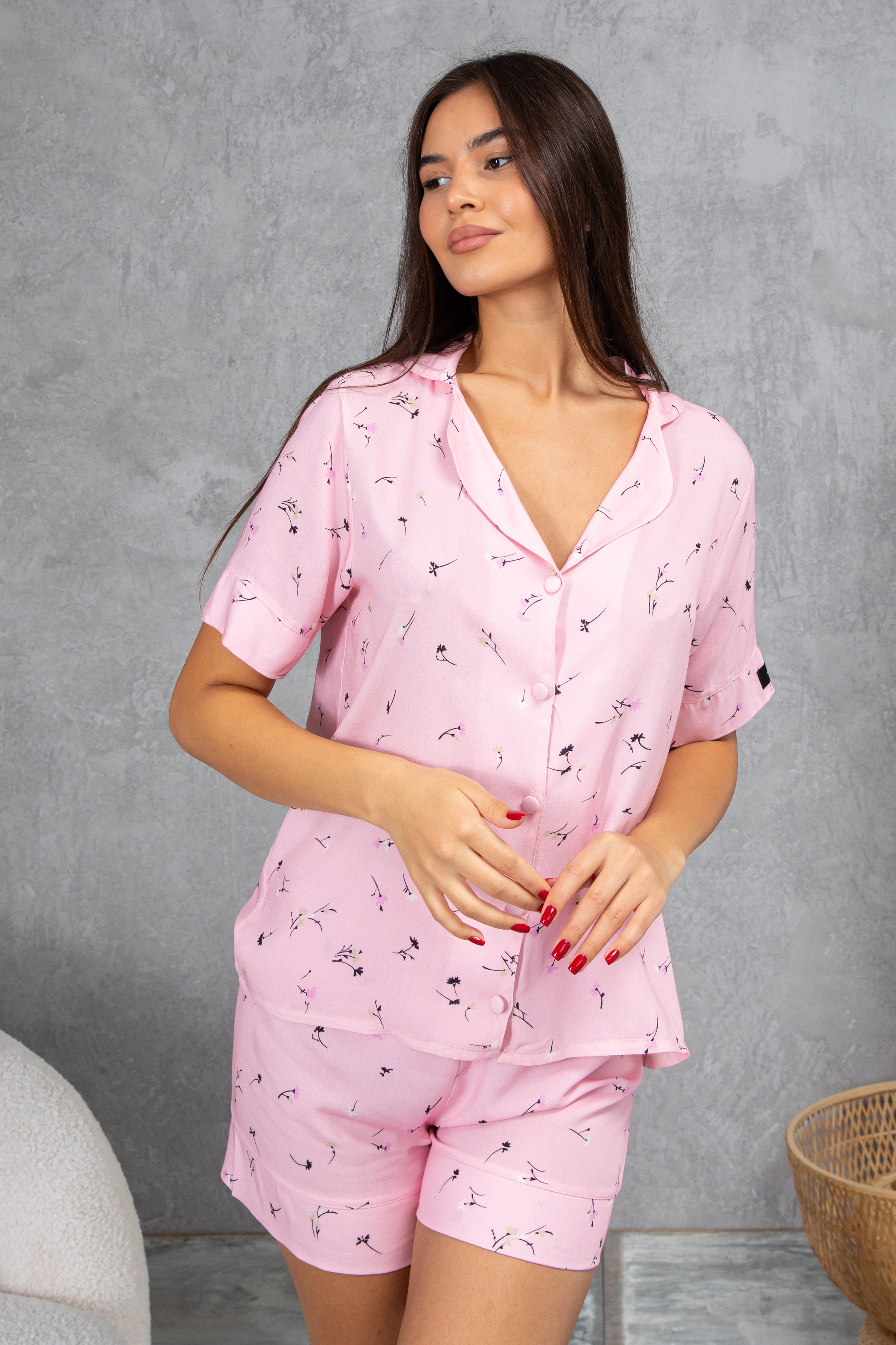 Pembe Çiçek Desenli Pamuklu Kısa Pijama Takımı